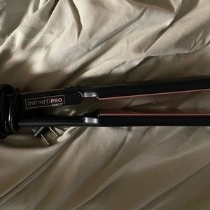 ConAir 1 3/4 inch rose gold ceramic flat iron